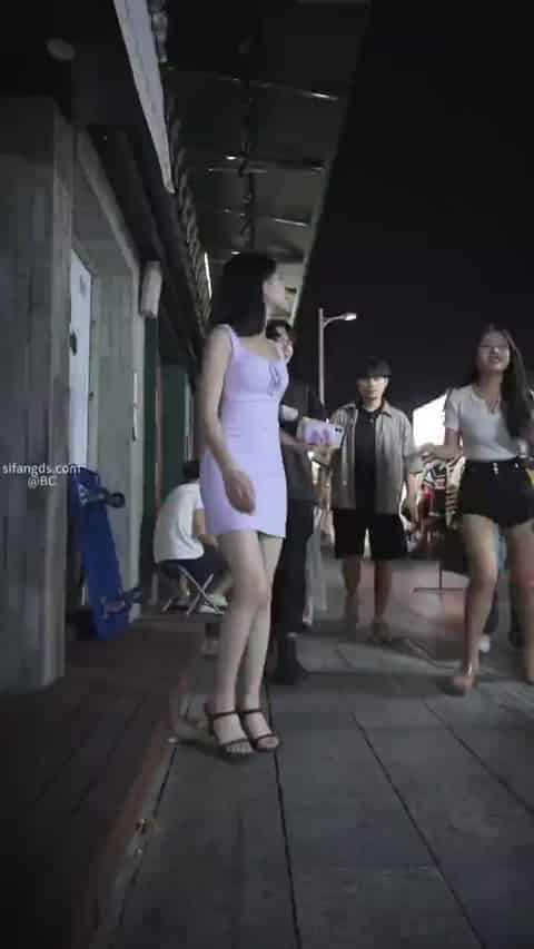 e63875b0-7bb8-48e2-ab73-e9da4baaa748.mp4