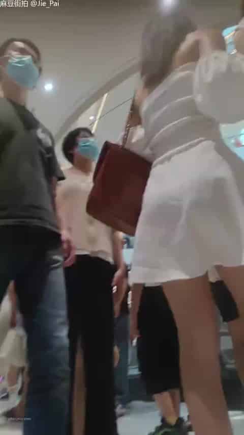 9e542135-cd1e-417b-9262-9ecd65cbdc3b.mp4