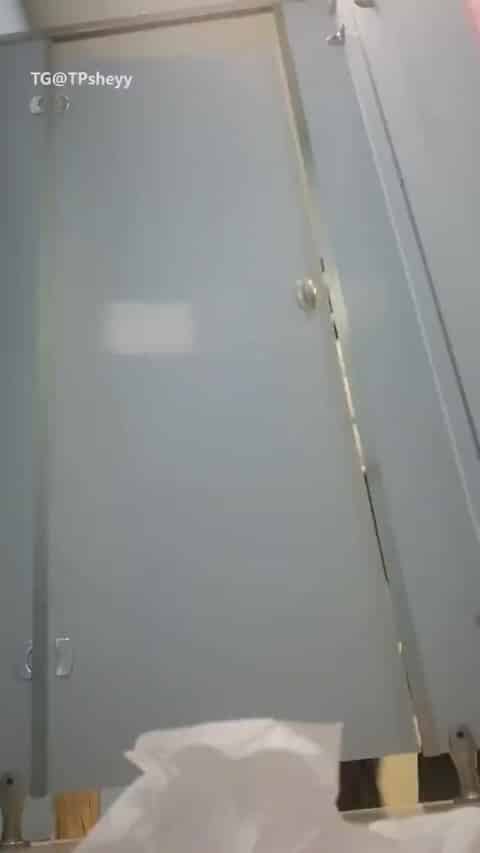 0c253b73-6c7d-403a-85f1-220ed3930ea0.mp4