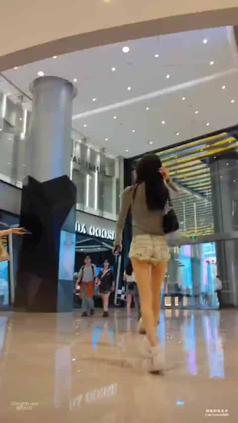 adbf091c-3f62-4f41-9573-6ecca94006a7.mp4