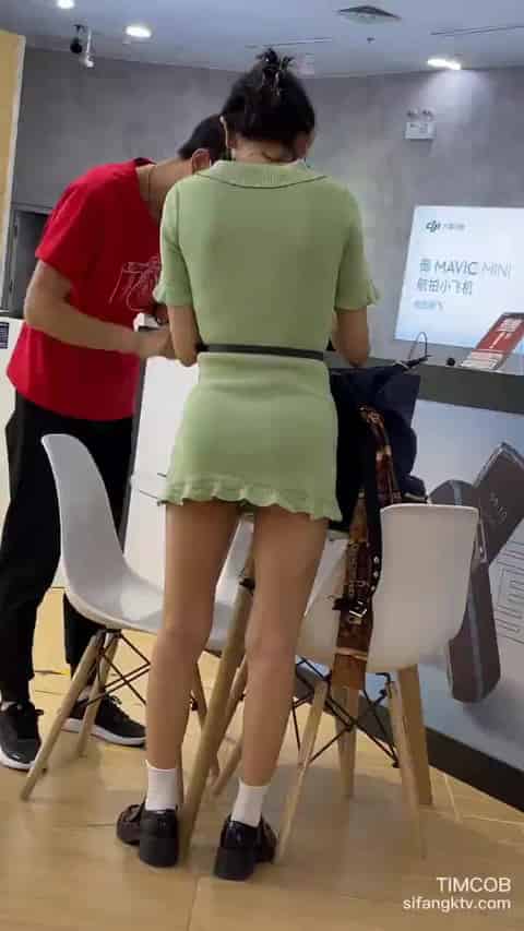 fcd2ebe8-5124-4393-945f-aaeeb38624f3.mp4