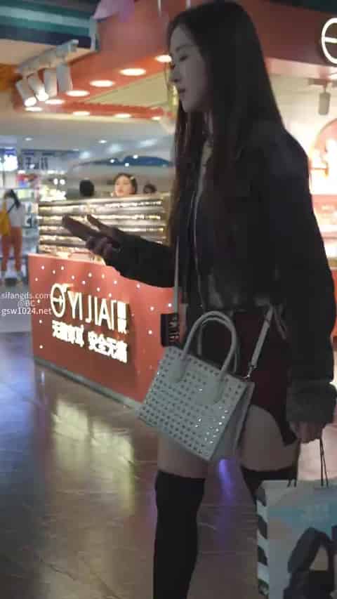 caba88a9-c41d-4c69-b7f3-e82266dde528.mp4