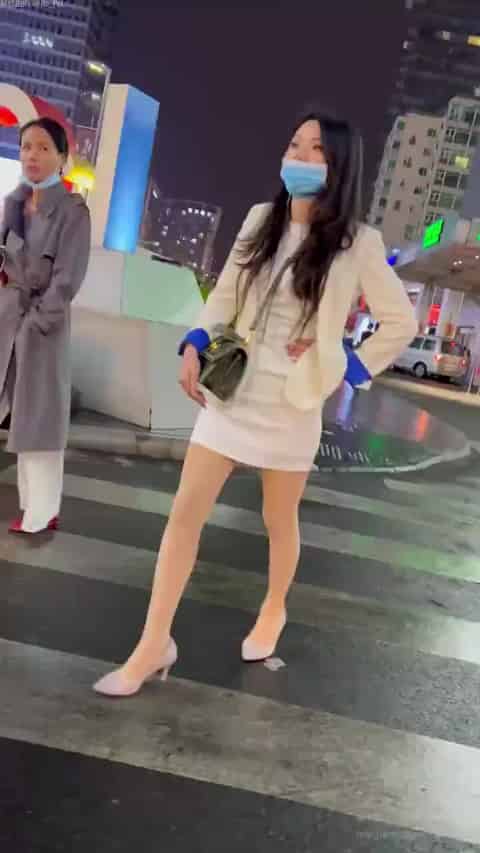 0312f33e-f1b6-4baf-be7b-367af83ca0bd.mp4