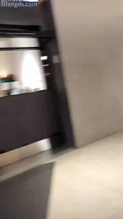 322903cb-7e2f-4258-95bb-44bdcfd66125.mp4