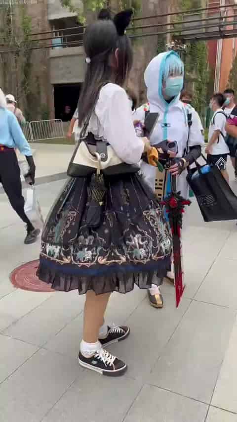 a67f1f9f-090d-4610-8ced-1bc63c297002.mp4