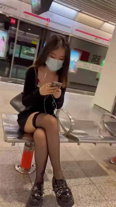 b79ff70e-be42-4efe-866c-8166a0a75bac.mp4