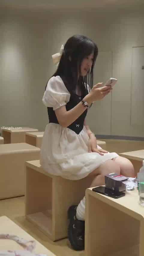 f9499066-befa-4241-8b3a-b3d89b805b12.mp4