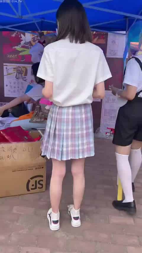 2aedb7b5-9791-4150-9bd1-ed7f929665bb.mp4