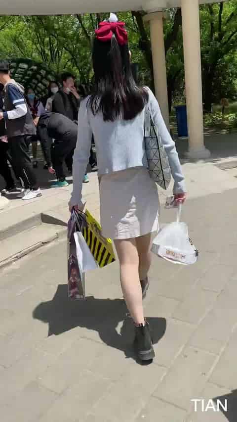 1d707a4d-4356-4610-960f-dcc62df37a42.mp4