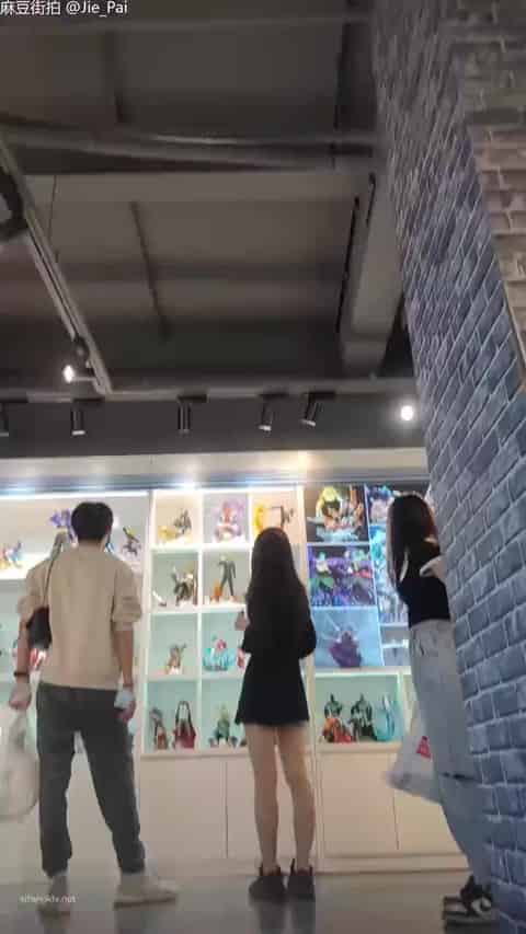 7138ee84-516e-43c6-9000-b3cd2e505fc8.mp4