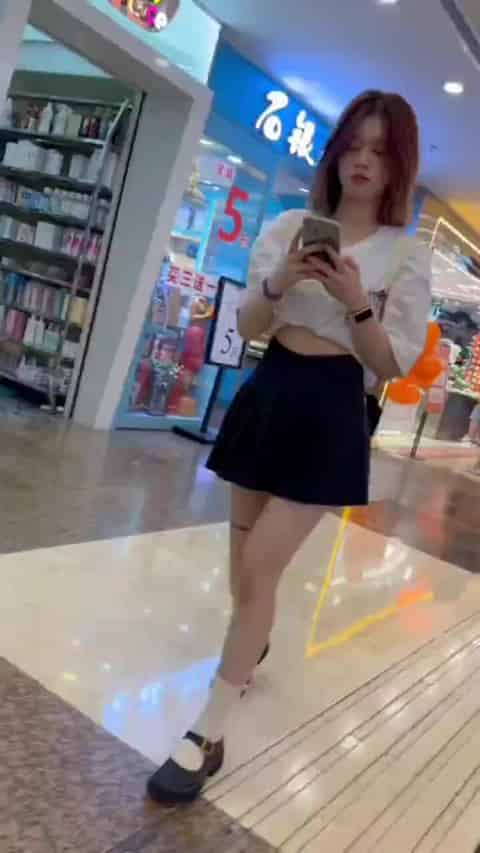 584e1aee-acbe-4bc2-ab88-e3720b613b31.mp4