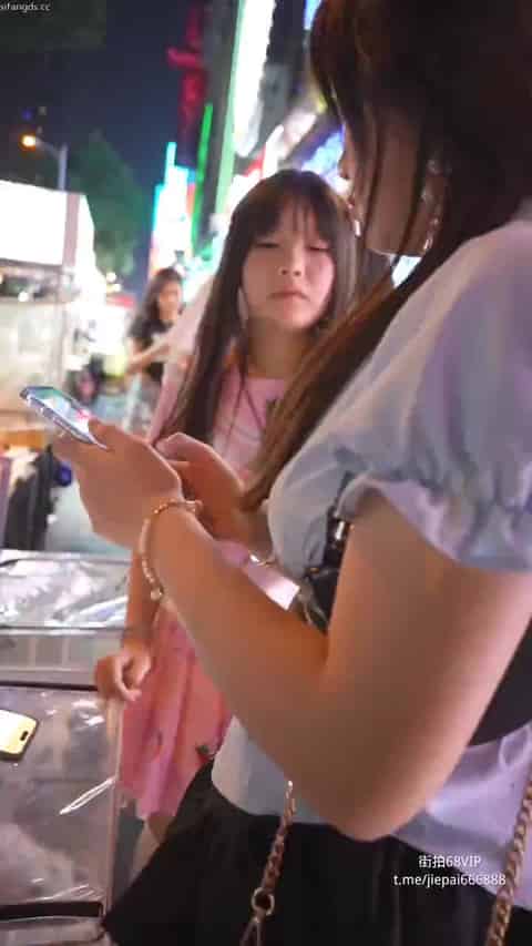 011a9362-fe60-402f-85e6-5c4d8bf77514.mp4