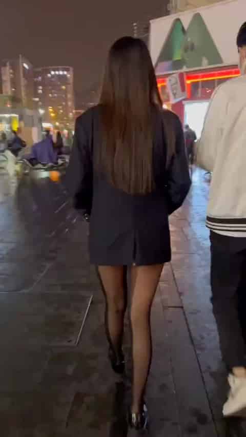 33c83641-8b0a-48d1-968f-dcc71b55a693.mp4