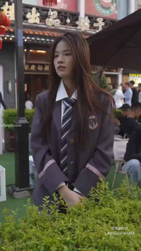 f9bf35d1-b557-4b05-9619-48440bf15d74.mp4