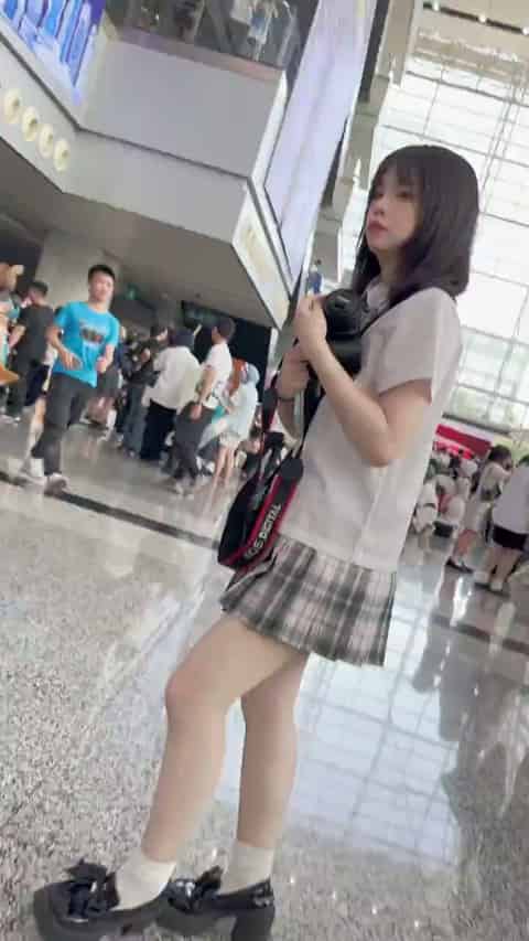 bc193561-e874-47f7-a774-7b4486533037.mp4