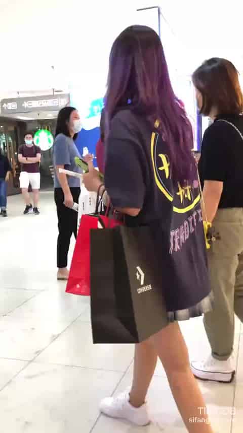 ca870c1c-7b67-4d14-9239-1d884562643b.mp4