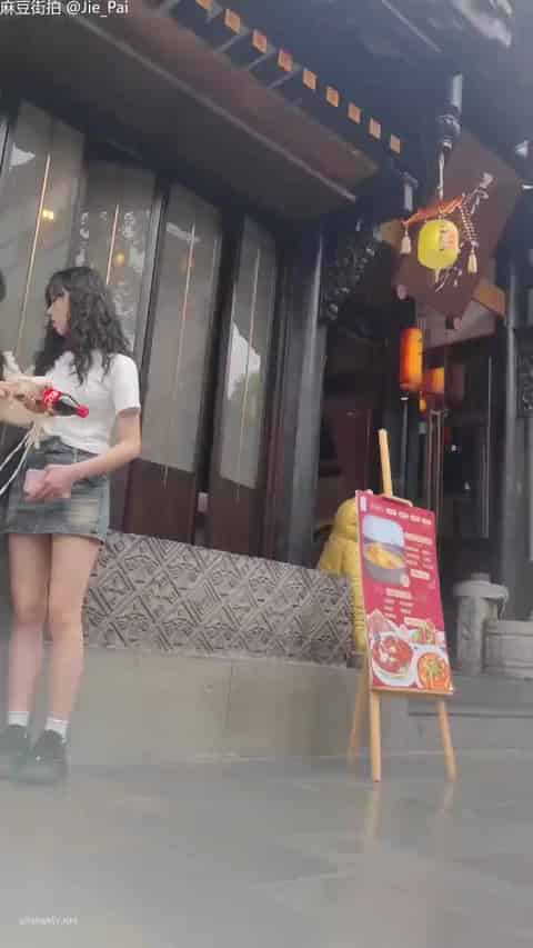 89d3d6ce-0b76-4d15-83c5-580536d77726.mp4