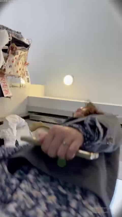 746e2aeb-a025-4884-ae94-000841a2fab5.mp4