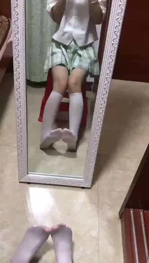 8b827bb5-432e-4153-9d4f-f16f3101c265.mp4