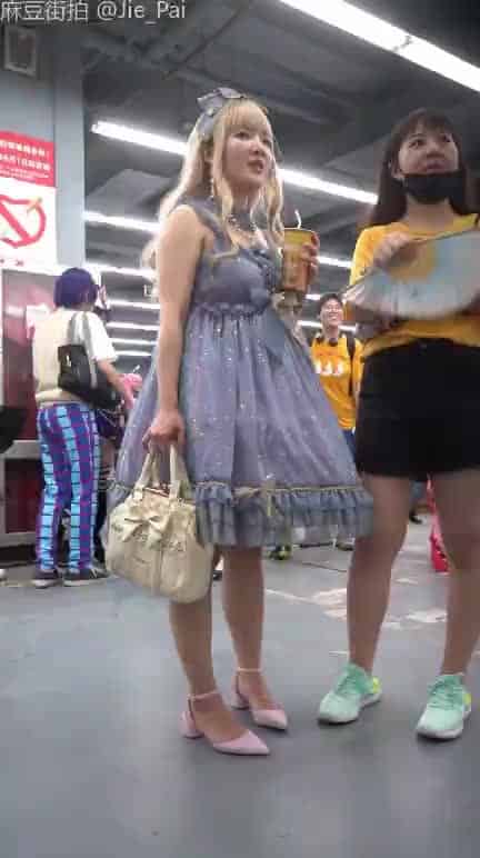 e8a2a06a-9246-4937-b6bc-58ac8afc7b08.mp4