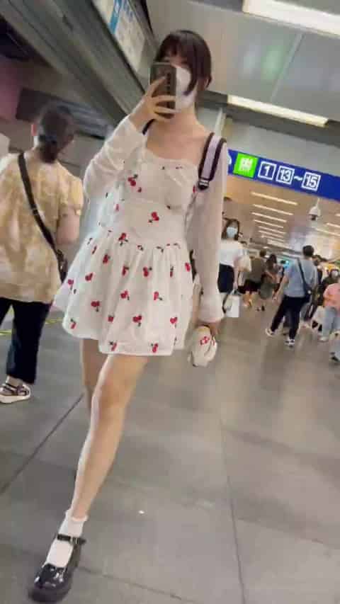 4e874aac-c089-4501-8ddd-64f10c16b3ed.mp4