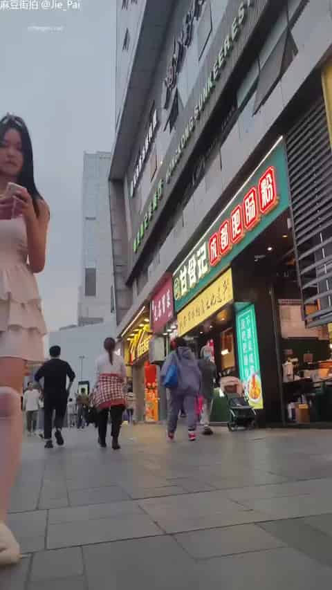 671bbdc8-346c-40c3-8d0f-2e9c801510e5.mp4