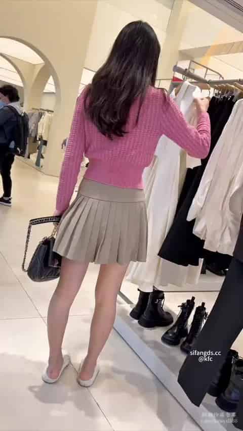 b0dd0f62-746a-4812-acfa-b36ca33c7fb8.mp4