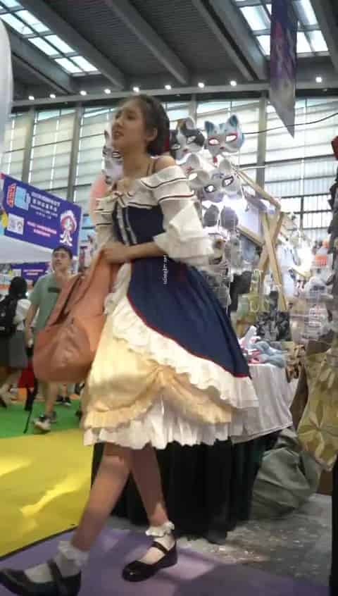 bc9558bd-77bd-49a6-abd0-ab97f60c7ad7.mp4