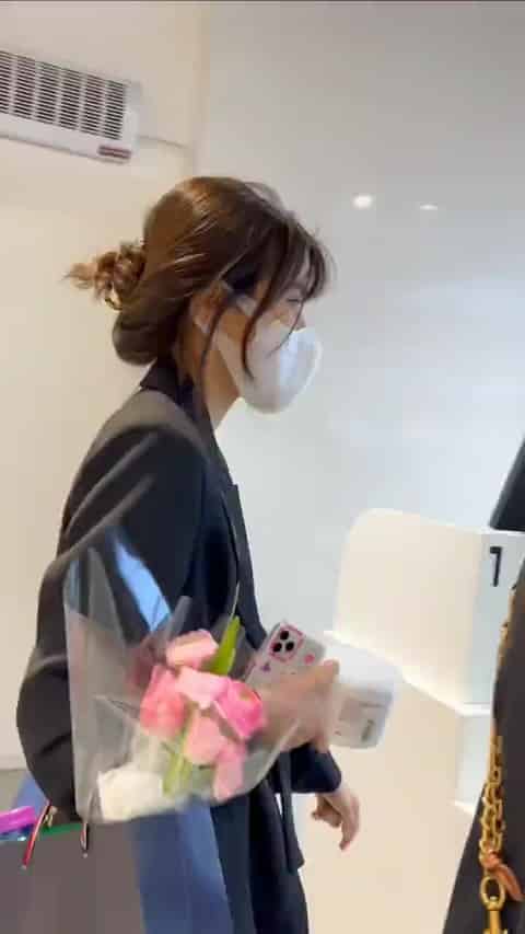 44a25be0-4ff7-4996-b77f-36780d71a0aa.mp4