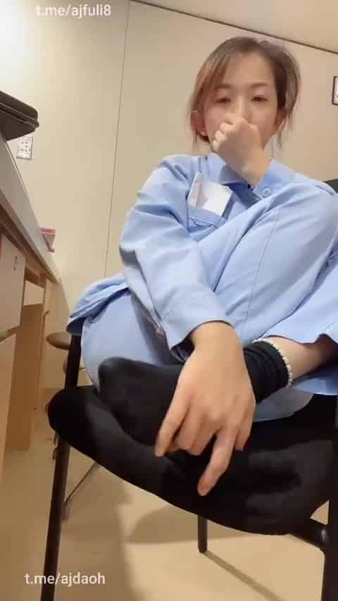 03ac0f27-5961-4dbe-a3b1-2dfc3b567f21.mp4