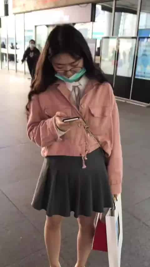 5d5afa9e-2820-49fb-888c-14736a3335d7.mp4