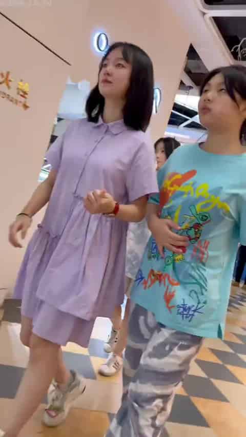 cf8561b4-3816-4544-bc27-64b704b4c14c.mp4