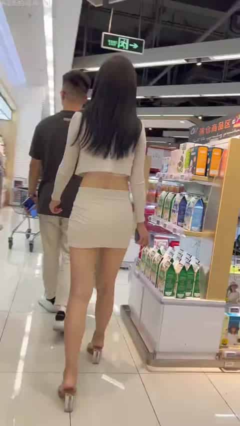 b42a595b-361d-44e5-9a8e-86d1e313c06b.mp4