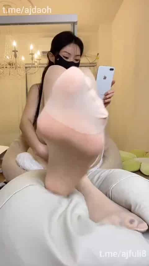 91c2fc8e-7c73-490f-b481-3f7264d4f4d4.mp4