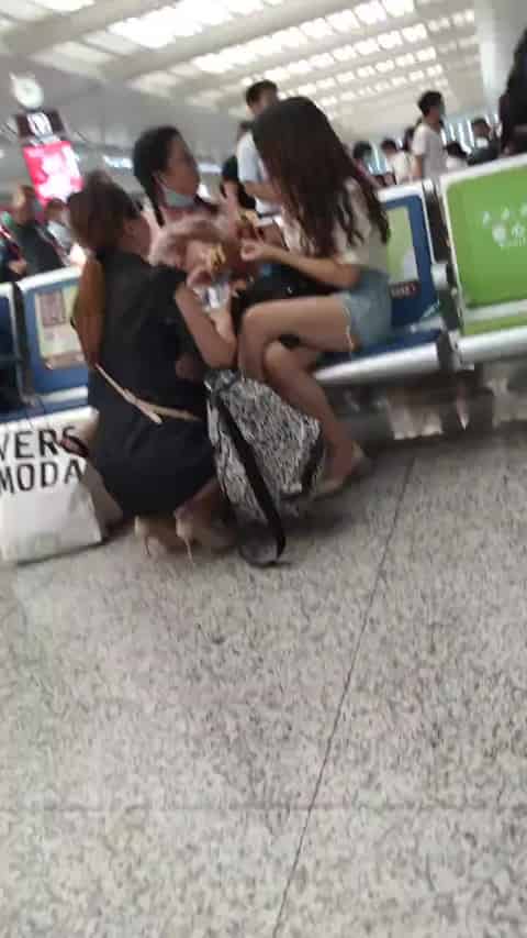 fc44d640-c622-4fc2-a8ae-fde0b56f1fed.mp4