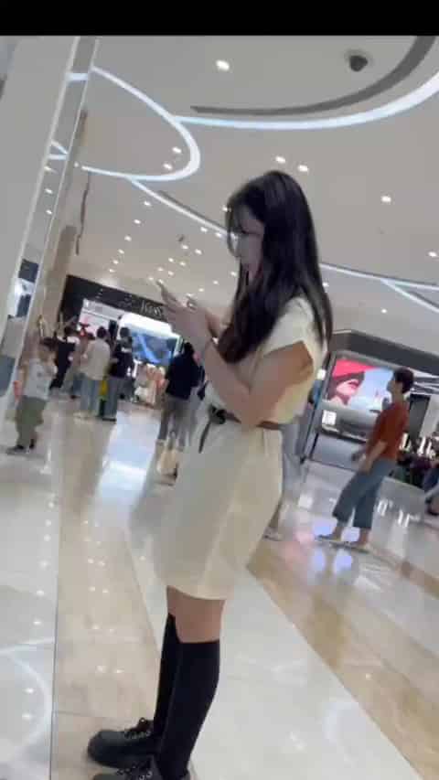 8809e7f4-322b-4ba4-ab57-49b76a4989cd.mp4