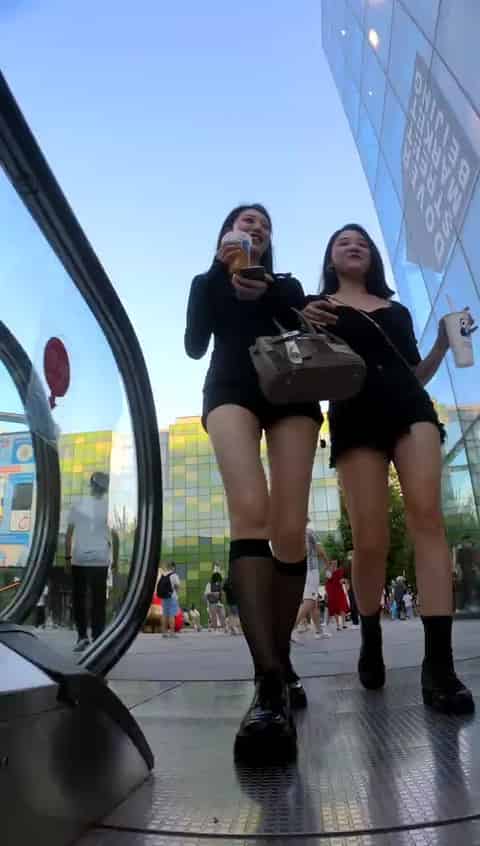 28c59c93-f659-449d-91bf-d94ff623014b.mp4