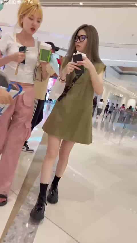 c10611de-f7f8-4a78-966b-35cffeaaeea1.mp4