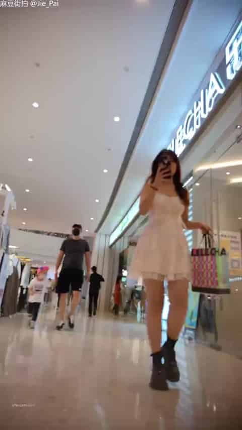 ac7f26ee-40b9-47d4-80a9-1d10bbc00e41.mp4