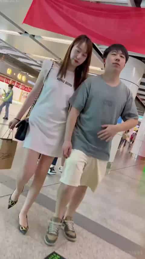 4ce11405-4d64-4550-9538-64724112cf38.mp4