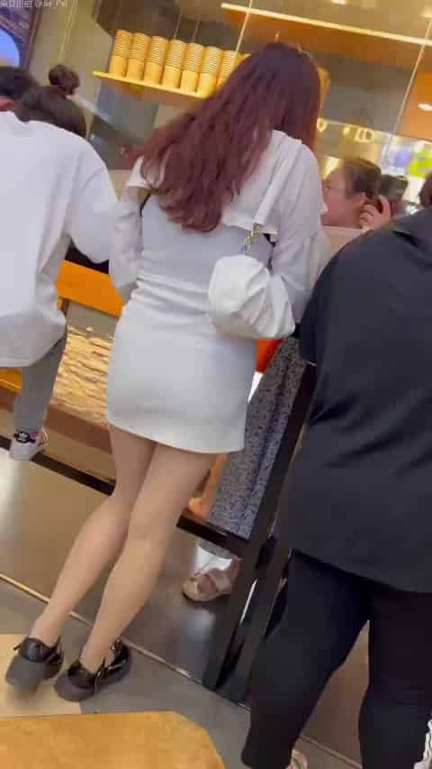 5a0a32fb-2e3f-4342-88f7-1ae1e7cee463.mp4