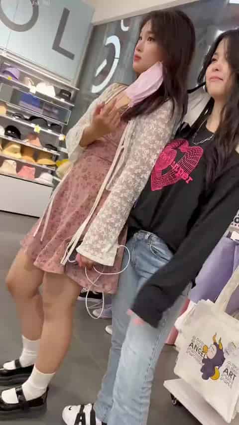 b479a69e-0c34-47be-bf6e-6a55ce74550f.mp4