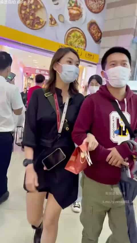 6b6e7f5a-dca2-4b43-af10-1782d5451b23.mp4