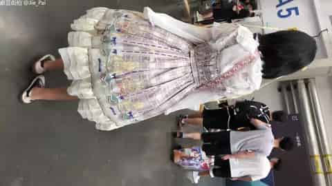 7e7a89a3-6b32-42fe-a509-7f81c89a29e4.mp4