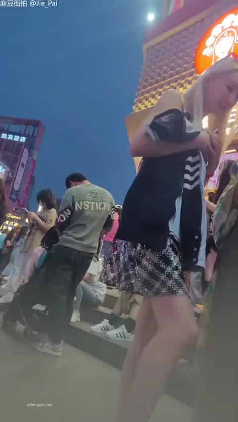 17a470e1-fcc2-4f01-ac13-9e19cd122444.mp4