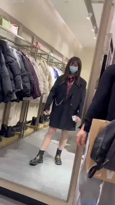 399e8768-d81b-4d0a-b92d-67fb4cb64d1b.mp4