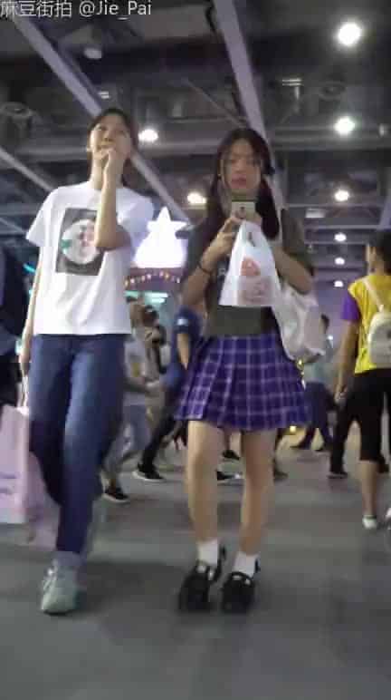 3cc8019a-a76d-43fe-a264-b6c09f228040.mp4