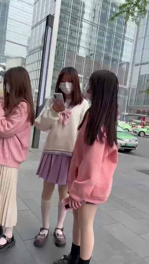 0f01178c-e490-413c-a68c-58ef0a5c5216.mp4