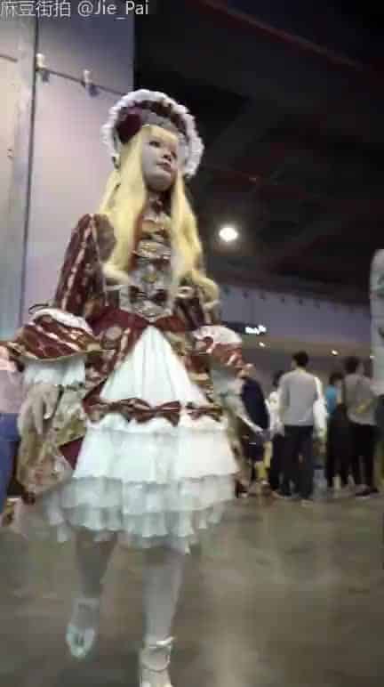 b27a3a4a-d991-4261-9ff7-bb0e83f43609.mp4