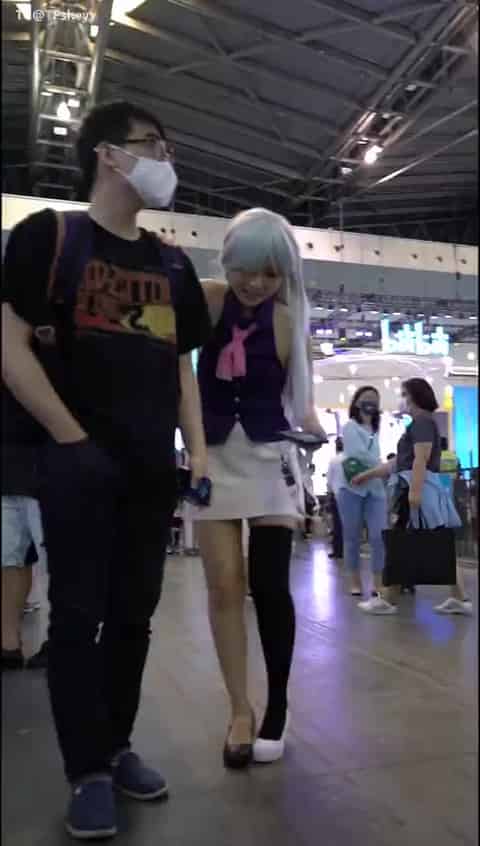 165f3bbf-68bb-4084-9576-30e235a21044.mp4